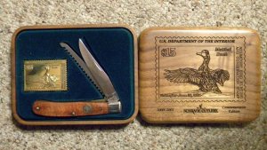 Schrade + USA LTD 2000/2001 Federal Duck Stamp Commemorative Linerlock Saw Trapper Knife in Box