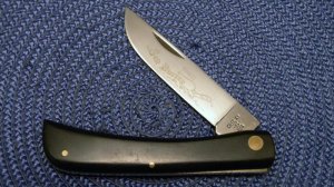 Case XX SS USA 4 Dot (1986) Black 2138 Sodbuster Knife