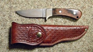 Case XX SS USA 9 Dot (1981) Wood R503 SS Arapaho Fixed Blade Sheath Knife
