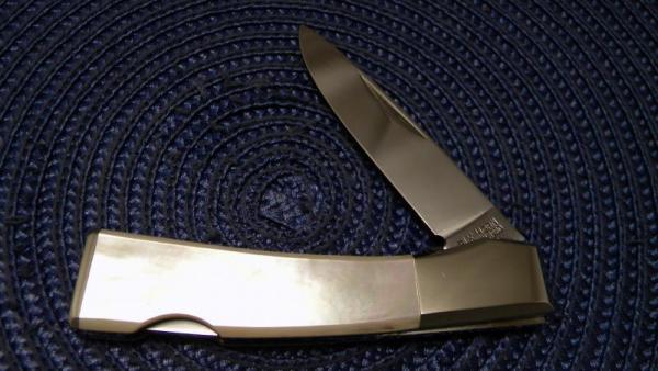 Taylor Cutlery Japan Elk Horn 1980 Pearl Lockback Knife Taylor Cutlery Japan Elk Horn 1980 Pearl Lockback Knife