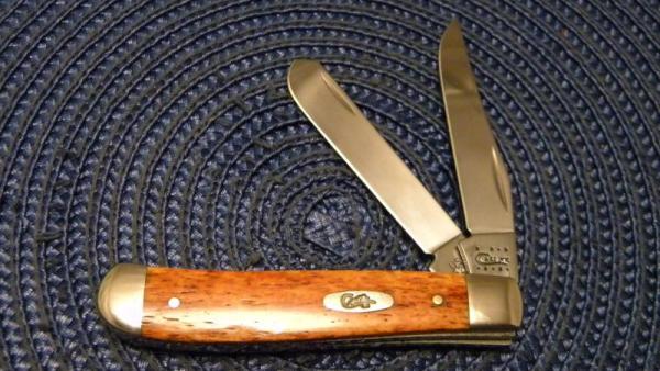 Case XX USA 2011 Appaloosa Bone 6207 SS Mini Trapper Knife Case XX USA 2011 Appaloosa Bone 6207 SS Mini Trapper Knife
