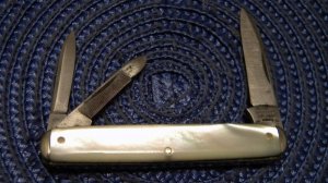 John Primble India Steel Works Pearl 5304 Whittler Knife