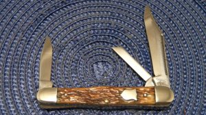 Camillus New York USA #72 Bone Whittler Knife