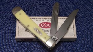 Case XX USA 2001 Yellow 3254 CV Trapper Knife - NIB
