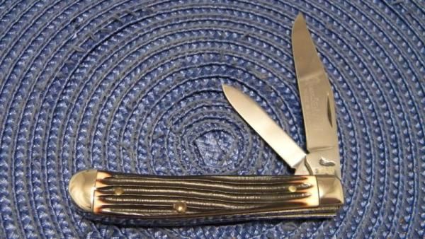 Queen Steel #51 Imitation Winterbottom Bone Mini Trapper Knife c.1970's Queen Steel #51 Imitation Winterbottom Bone Mini Trapper Knife c.1970's