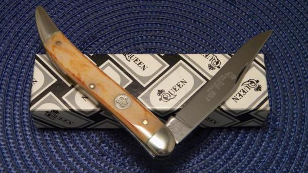 Queen Steel Made In USA BB7 Burnt Bone Toothpick Knife c.1993 in Box Queen Steel Made In USA BB7 Burnt Bone Toothpick Knife c.1993 in Box
