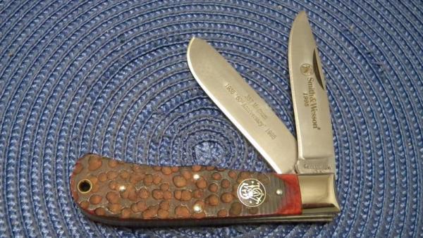 Smith & Wesson USA (Camillus) Bone Jumbo Trapper Knife c.1995