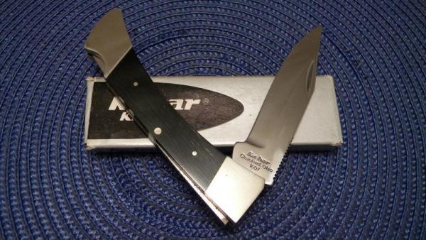 Ka-Bar Cleveland Ohio 1607 Stainless Hong Kong Black Lockback Knife in Box c.1966-1982 Ka-Bar Cleveland Ohio 1607 Stainless Hong Kong Black Lockback Knife in Box c.1966-1982