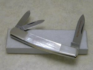 Parker Cut. Co. Japan 1982 North Carolina Cutlery Club Pearl Whittler Knife in Box