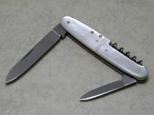 C. Lutters & Cie Solingen Rostfrei Split Pearl Corkscrew Knife
