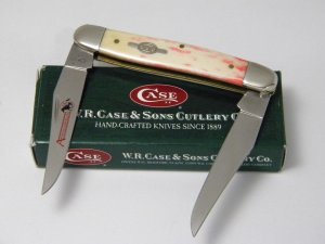 Case XX USA 2007 Red Appaloosa Bone SS Muskrat Knife in Box