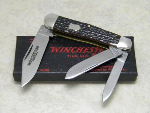 Winchester Trademark USA 1988 Bone 3904 Whittler Knife in Box