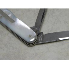 New York Knife Co. Walden Hammer Brand Pearl Model 417 Gentleman's 4 Blade Pocket Pen Knife