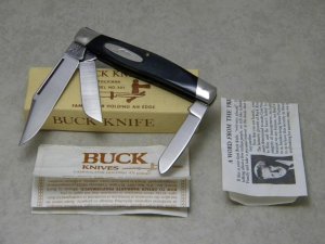 Buck 301 USA (Camillus) Black Delrin Stockman Knife in Box c.1974-1985