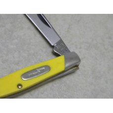 Buck 305 USA Yellow Saw Cut Delrin Lancer 2 Blade Stockman Knife c.1989 Buck 305 USA Yellow Saw Cut Delrin Lancer 2 Blade Stockman Knife c.1989
