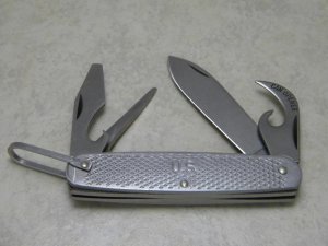 Camillus USA 1985 Metal US Army Military Utility Camp Knife