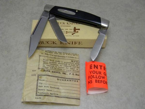 Buck 301 USA (Camillus) Black Delrin Stockman Knife in Box c.1970's Buck 301 USA (Camillus) Black Delrin Stockman Knife in Box c.1970's