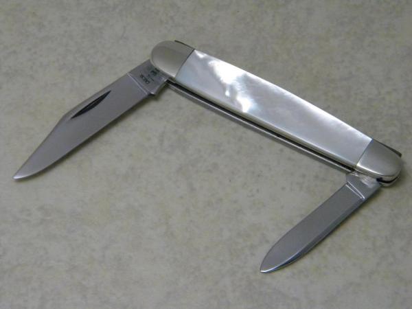 Case XX SS USA 8 Dot (1982) Pearl 82079 1/2 Sleeveboard Pen Knife Case XX SS USA 8 Dot (1982) Pearl 82079 1/2 Sleeveboard Pen Knife