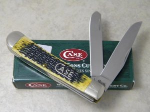 Case XX USA 2008 Dark Antique Bone Script Shield 1st Run 6254 SS Trapper Knife in Box