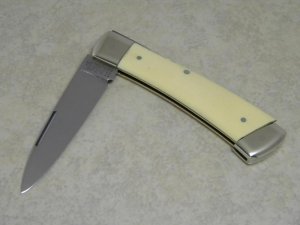 Ka-Bar KA-LOK Stainless 2222 Japan Imitation Ivory Locking Blade Knife c.1966-1982
