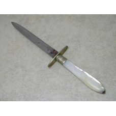 Vintage Antique Challenge Cutlery Co. Sheffield England Pearl Prostitute Dagger Knife c.1876-1914 Vintage Antique Challenge Cutlery Co. Sheffield England Pearl Prostitute Dagger Knife c.1876-1914