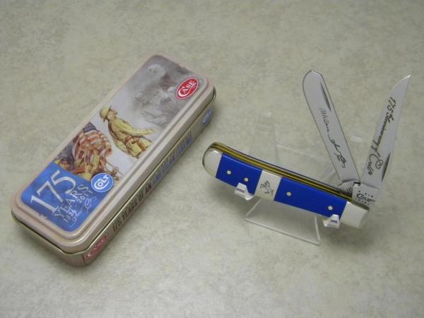 Case XX USA 2011 Blue Colt 175th Anniversary 4207 SS Mini Trapper Knife in Tin Box Case XX USA 2011 Blue Colt 175th Anniversary 4207 SS Mini Trapper Knife in Tin Box