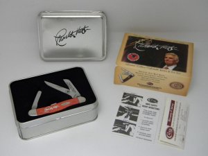 Case XX USA 2007 NRA President Charlton Heston 1998-2003 Red Bone 6318 SS Stockman Knife in Tin Box