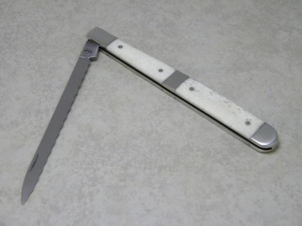 Case XX USA 2011 Serrated Blade Split Bone 6100 SS Melon Tester Knife