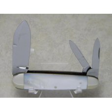 Remington (Made in Germany) Mother of Pearl Large Sleeveboard Whittler Knife c.1970's Remington (Made in Germany) Mother of Pearl Large Sleeveboard Whittler Knife c.1970's