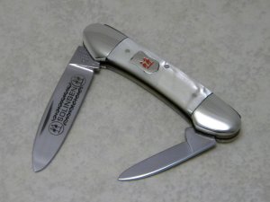 Robt Klaas Kissing Crane Solingen Germany Imitation Pearl 2924 Mini Canoe Knife c.1981