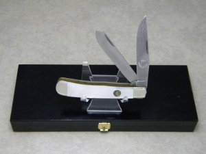 Hen & Rooster Bertram Cutlery Solingen Germany 300 Lagen 312 Damascus Pearl Trapper Knife in Box