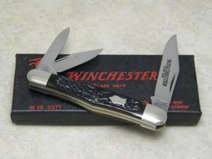 Winchester Trademark USA 1989 Bone 3971 Whittler Knife in Box
