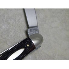 John Primble Belknap Inc. USA Peachseed Jigged Delrin Model 702 Medium Jack Knife John Primble Belknap Inc. USA Peachseed Jigged Delrin Model 702 Medium Jack Knife