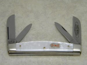 Kissing Crane Solingen Germany Imitation Pearl 241P 
