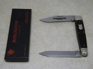 Winchester Trademark USA 1988 Bone 2913 1/2 Moose Knife in Box