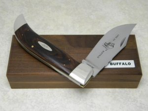 Case XX USA 4 Dot (1976) Wood P172 Buffalo Clasp Knife in Box