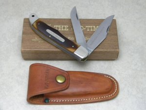 Schrade Walden NY USA 25OT Alaskan Old Timer Hunter Delrin Folding Hunter Knife and Pouch in Box