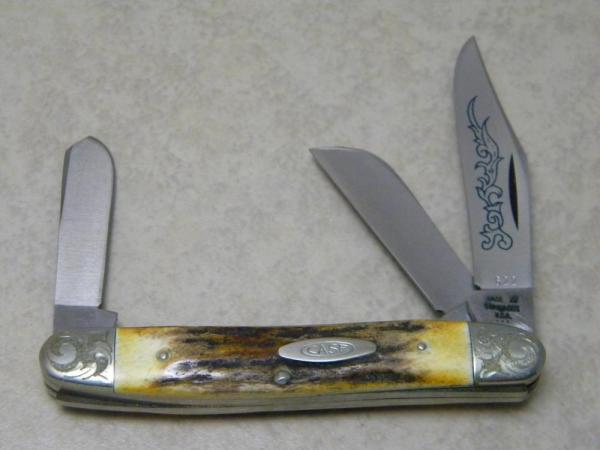 Case XX Stainless USA 3 Dot (1977) Stag 5347 HP SSP Engraved Blue Scroll Stockman Knife Case XX Stainless USA 3 Dot (1977) Stag 5347 HP SSP Engraved Blue Scroll Stockman Knife