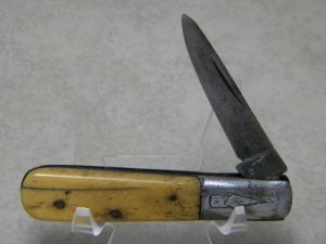 Robinson Bros. & Co. Sheffield England Bone 1 Blade Barlow Knife with Arrow on Bolster *Very Rare*