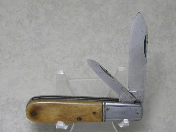 Coast Cutlery Co. Portland, ORE Genuine Bone 2 Blade Barlow Knife Coast Cutlery Co. Portland, ORE Genuine Bone 2 Blade Barlow Knife