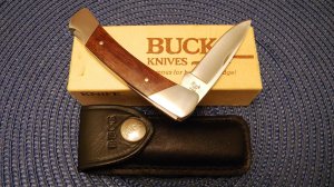 Buck USA Model # 501 Wood Esquire Lockback Knife c.Pre-1986 in Box