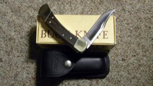 Buck 110 USA Hunter Wood Folding Lockback Knife c.1981-1986 in Box
