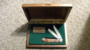 Case XX USA 6 Dot (1994) Wood 7254 SS Ghost Dancer Indian Trapper Knife in Box