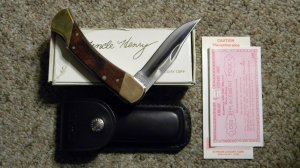 Uncle Henry Schrade + USA LB7 Wood Bear Paw Folding Lockback Knife in Box