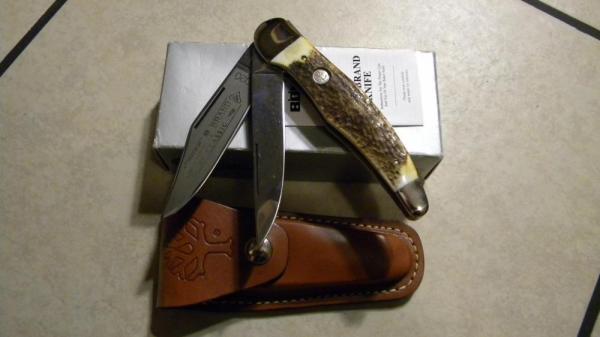 Boker Solingen Germany Tree Brand Classic 2020 Stag Folding Hunter Knife & Pouch in Box Boker Solingen Germany Tree Brand Classic 2020 Stag Folding Hunter Knife & Pouch in Box