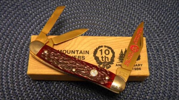 United Boker Solingen Germany Bone Smoky Mountain Woodcarvers 10th Anniversary Whittler Knife in Box United Boker Solingen Germany Bone Smoky Mountain Woodcarvers 10th Anniversary Whittler Knife in Box