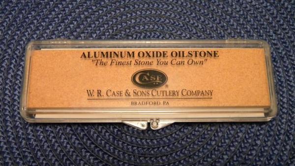W.R. Case & Sons Cutlery Co. Aluminum Oxide Oilstone Knife Sharpener in Plastic Case W.R. Case & Sons Cutlery Co. Aluminum Oxide Oilstone Knife Sharpener in Plastic Case