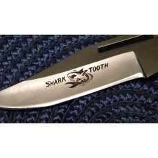 Case XX SS USA 9 Dot (1981) Wood P197L SSP Shark Tooth Lockback Knife Case XX SS USA 9 Dot (1981) Wood P197L SSP Shark Tooth Lockback Knife