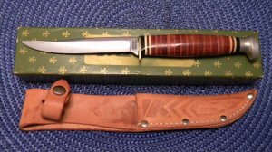 Ka-Bar 1226 USA Stacked Leather Fixed Blade Sheath Knife in Box
