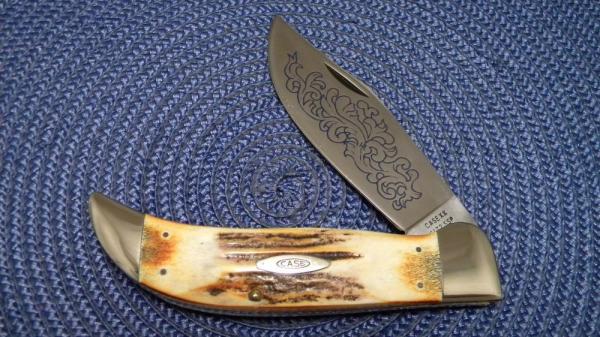 Case XX Hand Made USA 3 Dot (1977) Stag 5172 SSP Blue Scroll Clasp Knife Case XX Hand Made USA 3 Dot (1977) Stag 5172 SSP Blue Scroll Clasp Knife